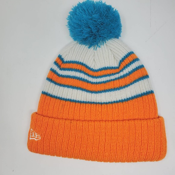 NEW 2021 NFL NEW ERA ON FIELD SIDELINE POM BEANIE - Miami Dolphins Alternate - Picture 3 of 3